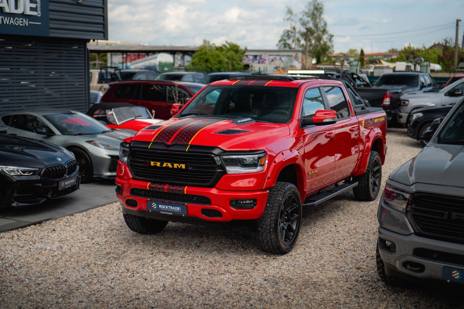 Fahrzeugabbildung Dodge RAM 5.7 V8 HEMI 4x4 LARAMIE LPG Offroad-Bodylift