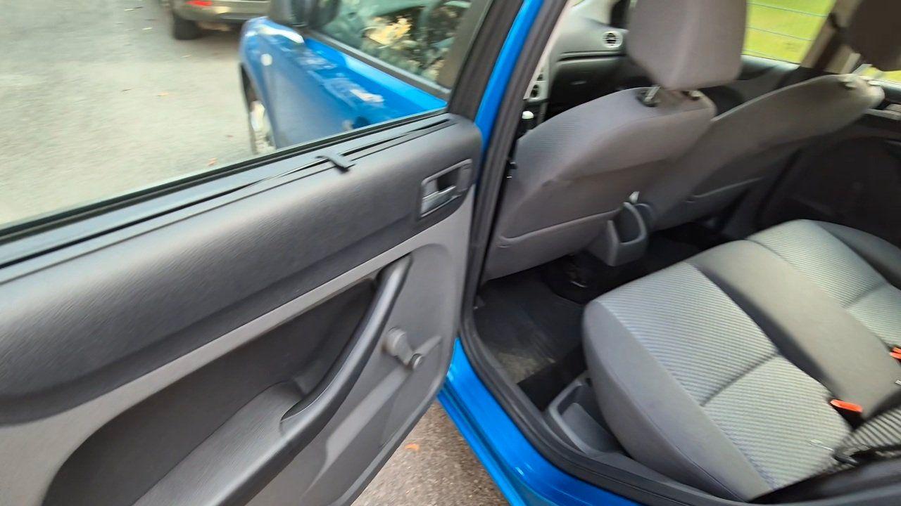 Ford Focus 2006 — photo 14