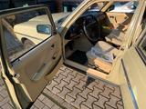 Mercedes-Benz 230E - Autos aus dem Jahr 1984