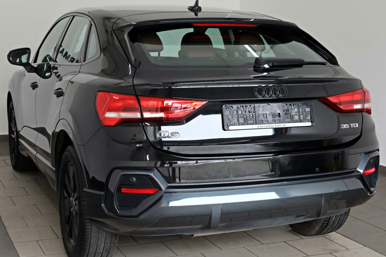 Fahrzeugabbildung Audi Q3 Sportback 35 TDI,Schwarz Pak.,Navi,Leder, AHK