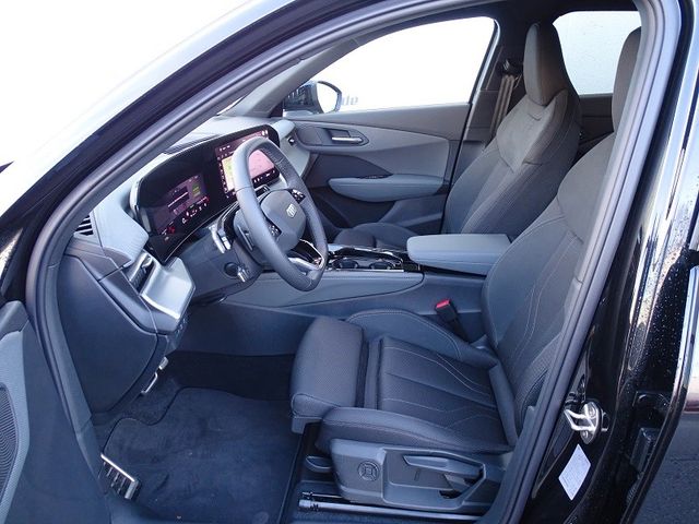Q3 35 TFSI S-tronic S Line / Tech Plus
