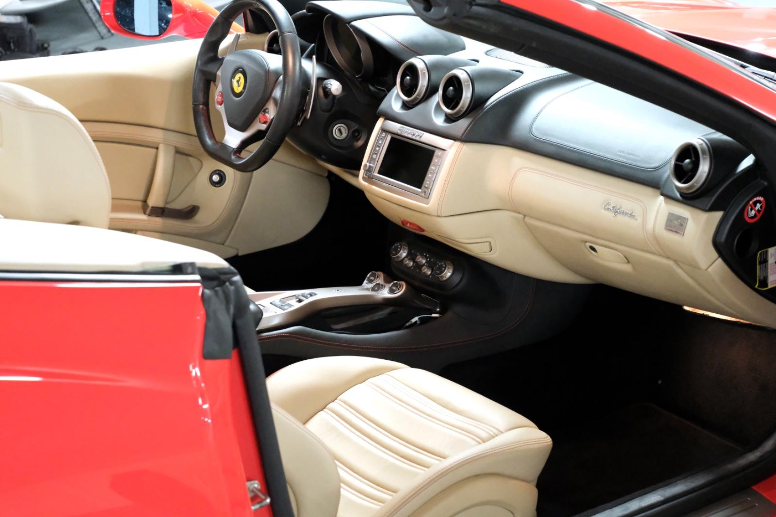 Car Image 28