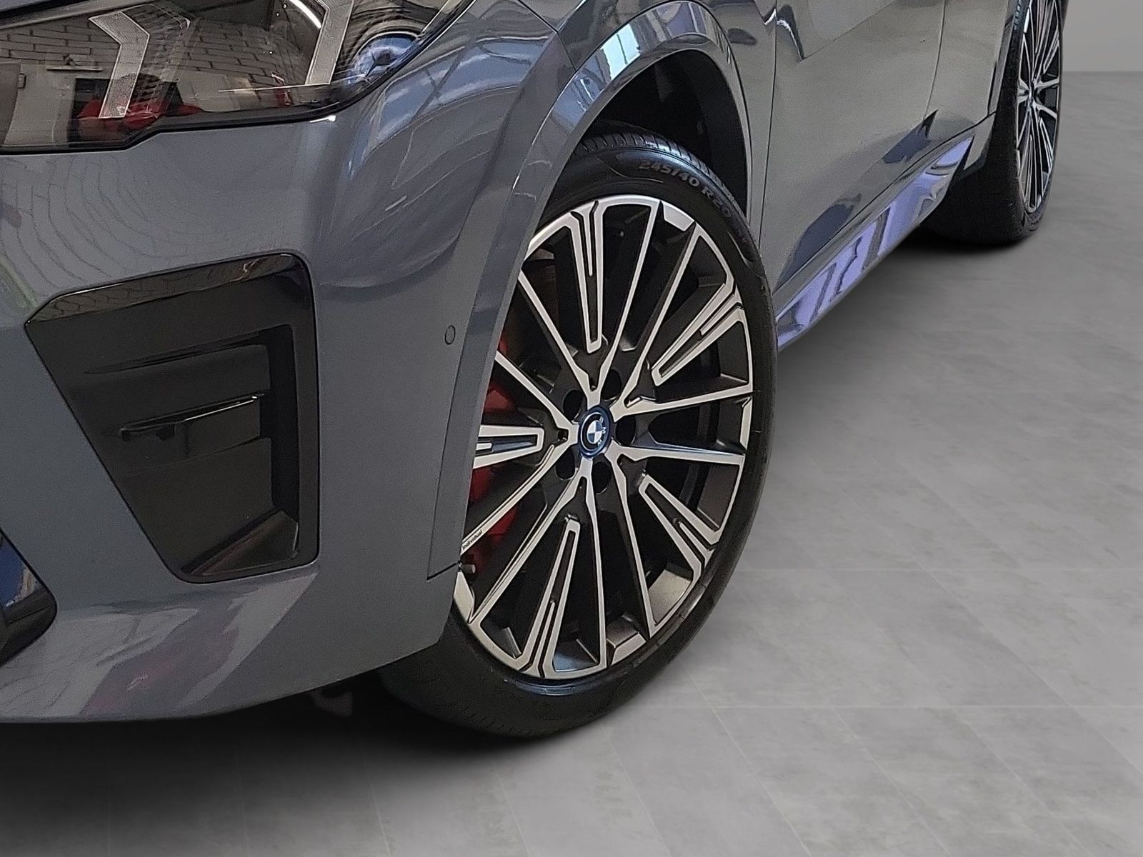BMW iX2 - Bild 8