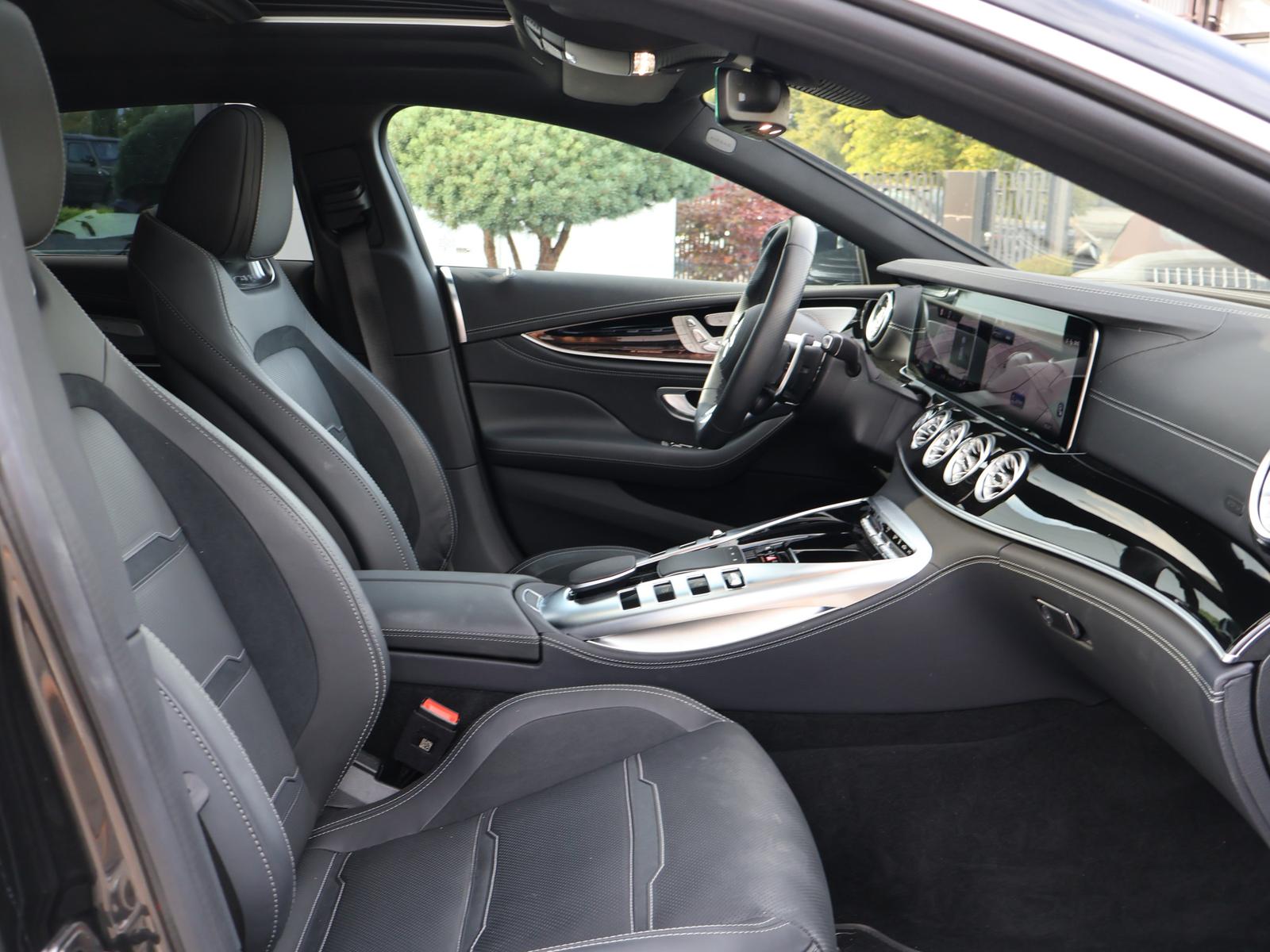 Mercedes-Benz AMG GT 53 4M+ KeyGo-SoftClose-Navi-AHK-Burmester