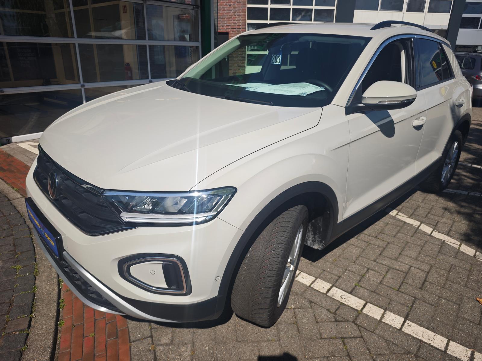 Volkswagen T-Roc 1.5 16V TSI ACT SZH APP ALU LED UVM