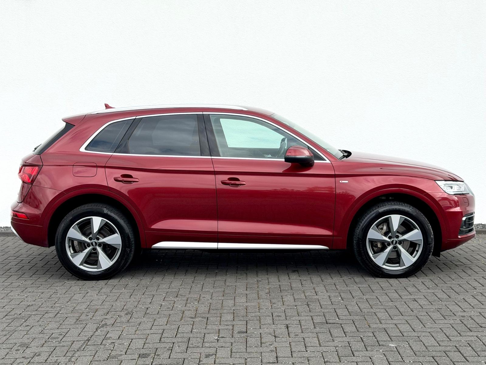 Audi Q5 40 TDI quattro S line Sport Plus Paket