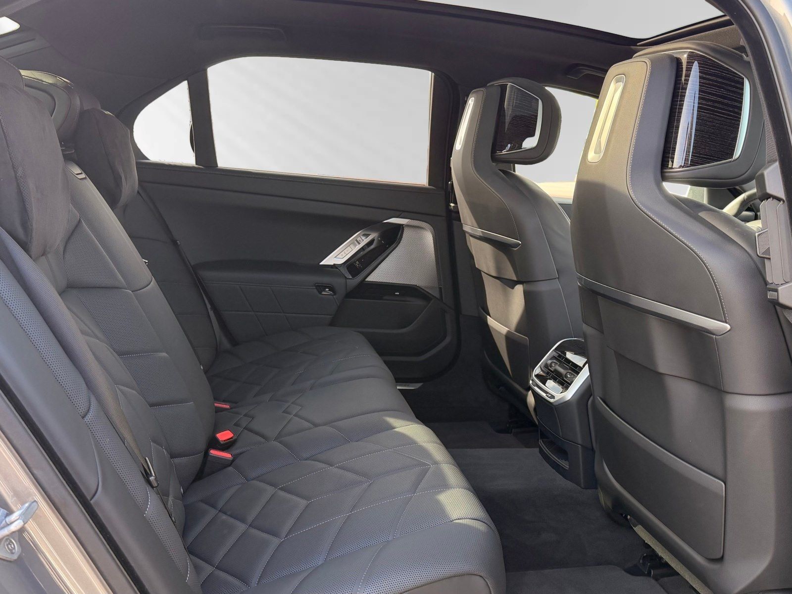 BMW 750 - Bild 13