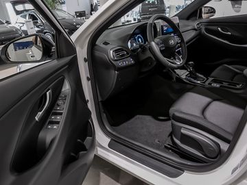 Hyundai i30 cw 1.6 Trend Navi Spurhalteassistent Kamera