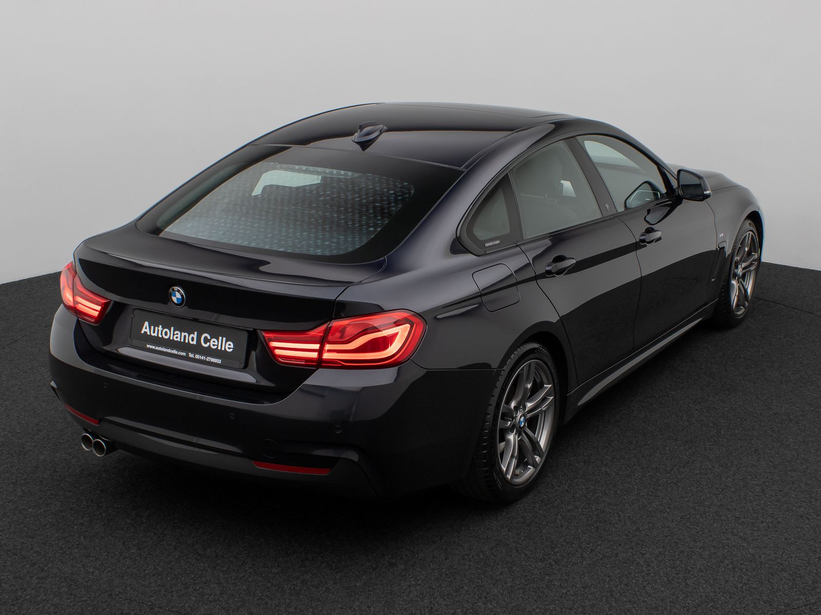 Fahrzeugabbildung BMW 430 Gran Coupé M Sport Glasdach Kamera HUD HiFi