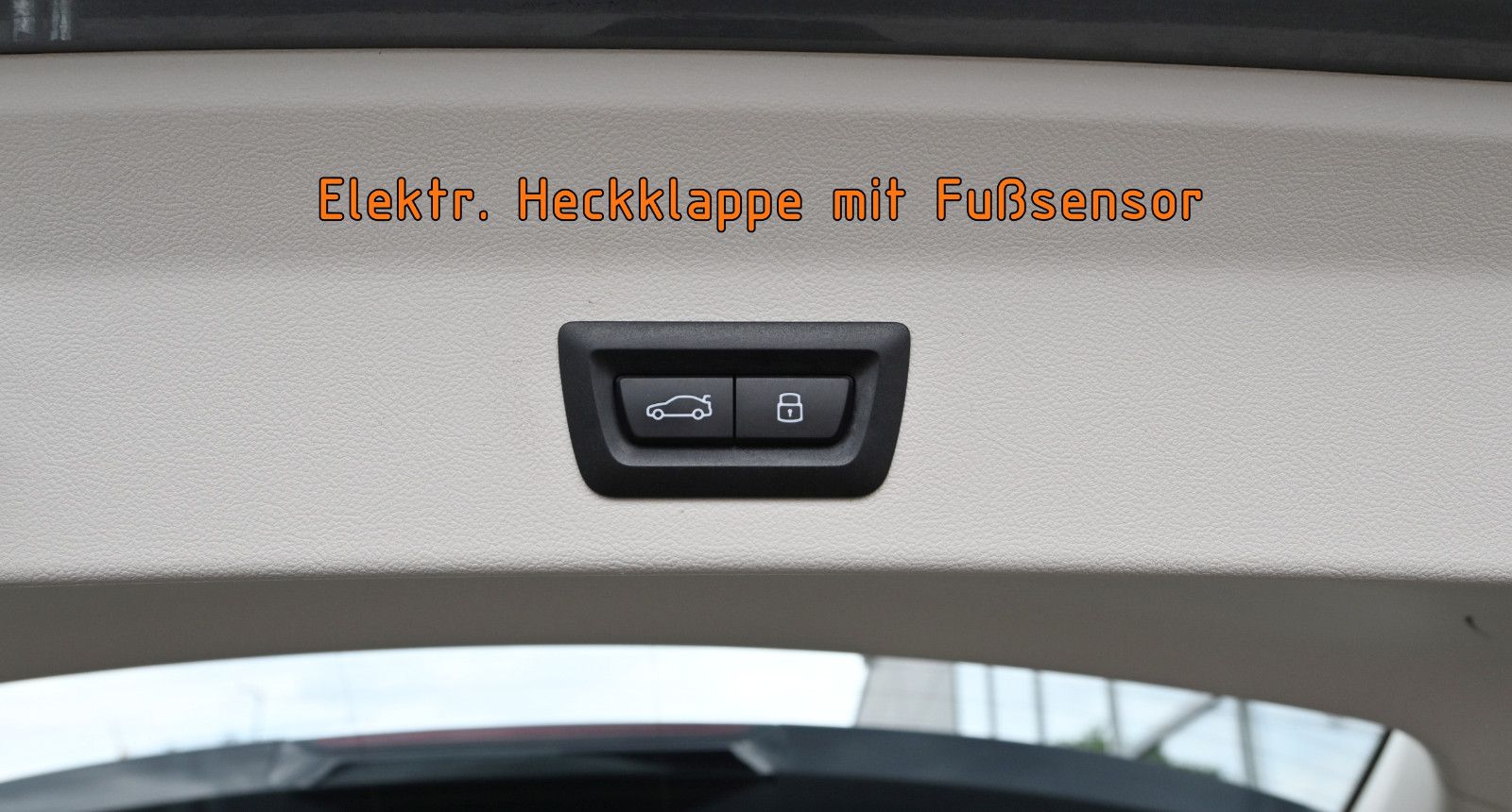 Fahrzeugabbildung BMW X3 xDr.20d °AHK°HUD°MEMO°SITZKLIMA°STANDHZG°360°