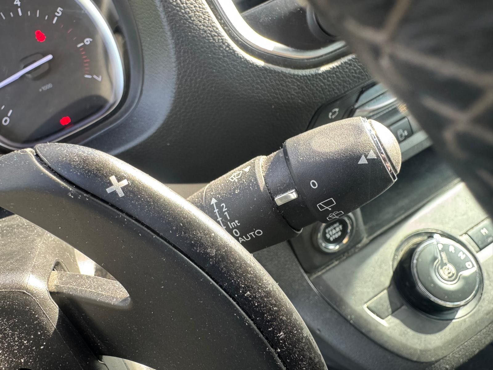Fahrzeugabbildung Peugeot TravellerBusiness/ 1.HAND/SCHECKHEFT/ZAHNRIEMEN