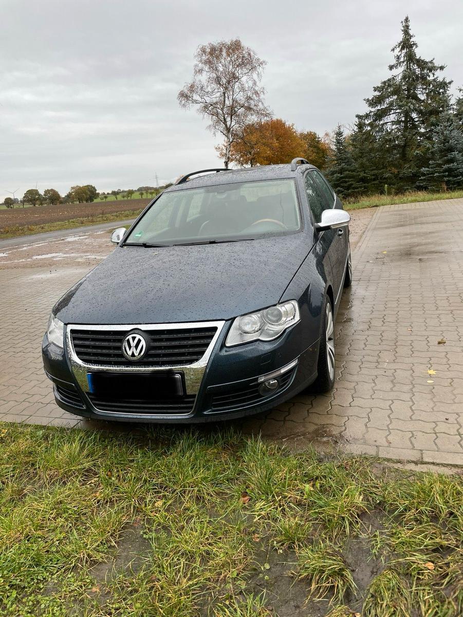 Volkswagen Passat 2006 — вигляд ззаду