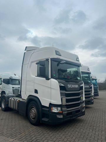 Fahrzeugabbildung Scania 2 Stück R 450
