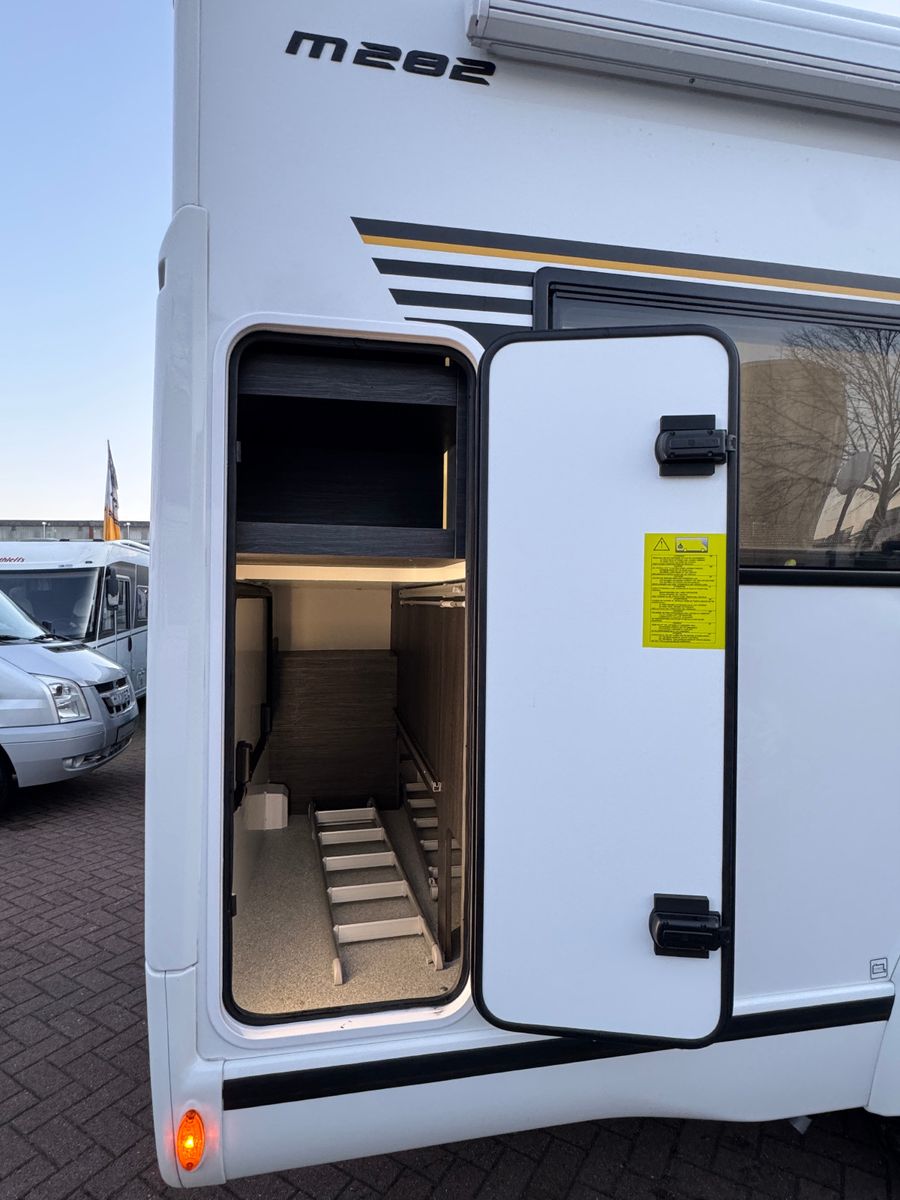 Fahrzeugabbildung Benimar Mileo M282 LOUNGE LUFTFEDERUNG SOLAR TV SAT AHK