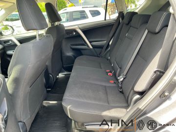 Toyota RAV 4 - 12