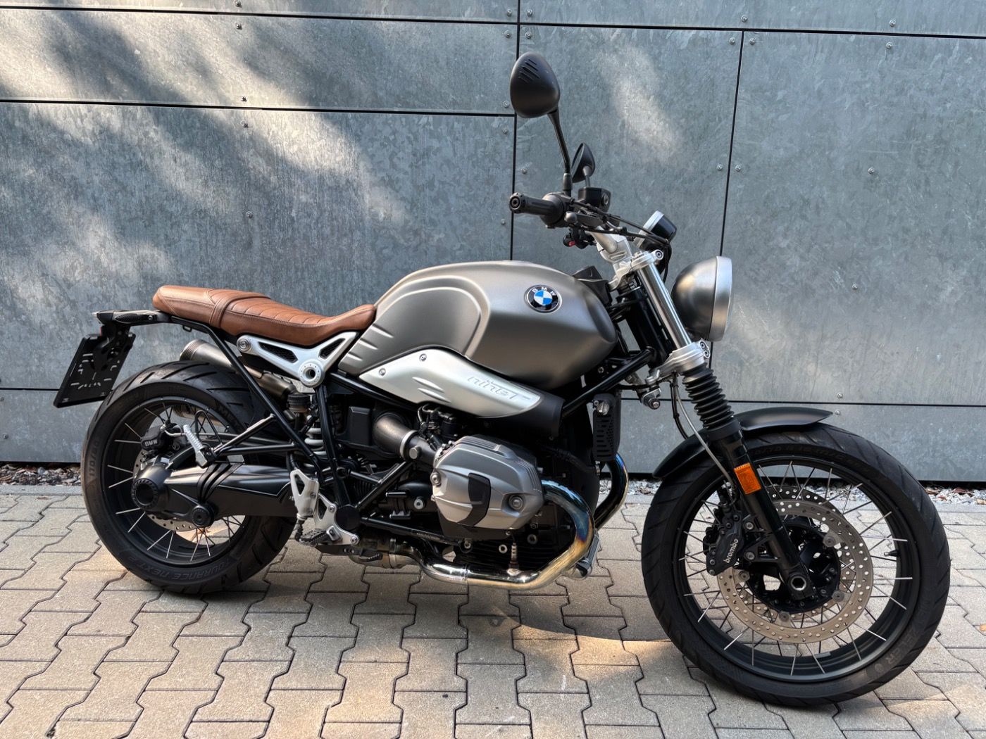 Fahrzeugabbildung BMW R nine T Scrambler