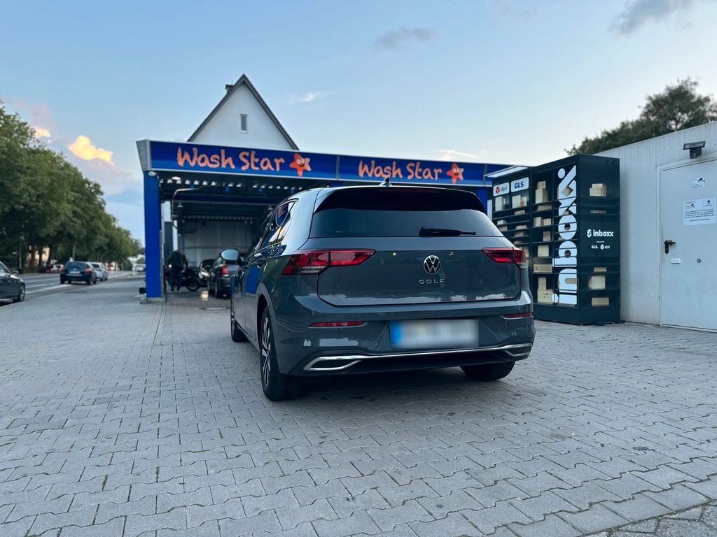 Image of Volkswagen Golf