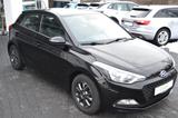 Hyundai i20 1.2 YES! 84PS ab 4,99% Finz! - Hyundai i20: Schwarz