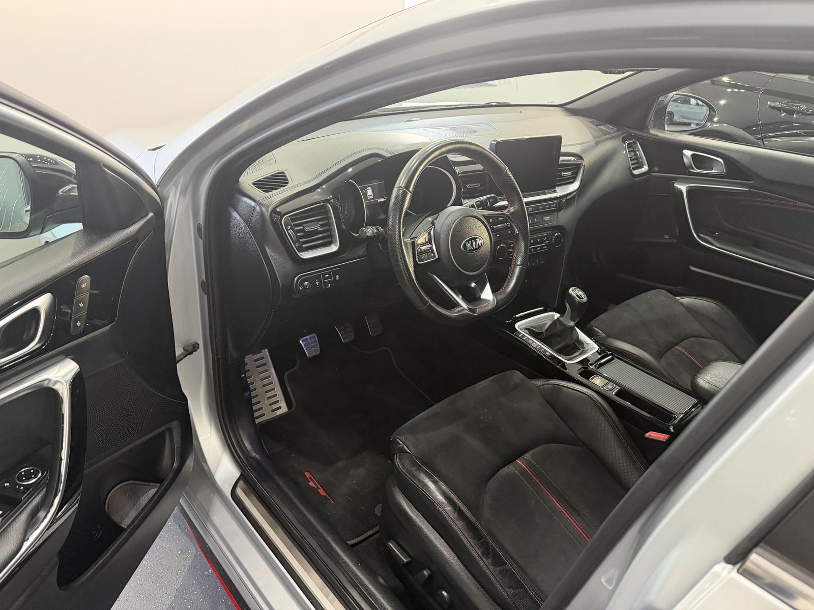Kia pro_ceed GT*ACC*LED*LEDER*DAB*JBL*R-FK*