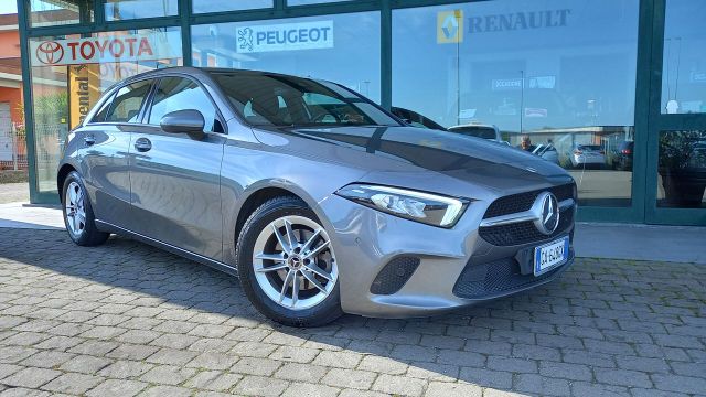 MERCEDES-BENZ Mercedes-benz A 180 d Automatic Business