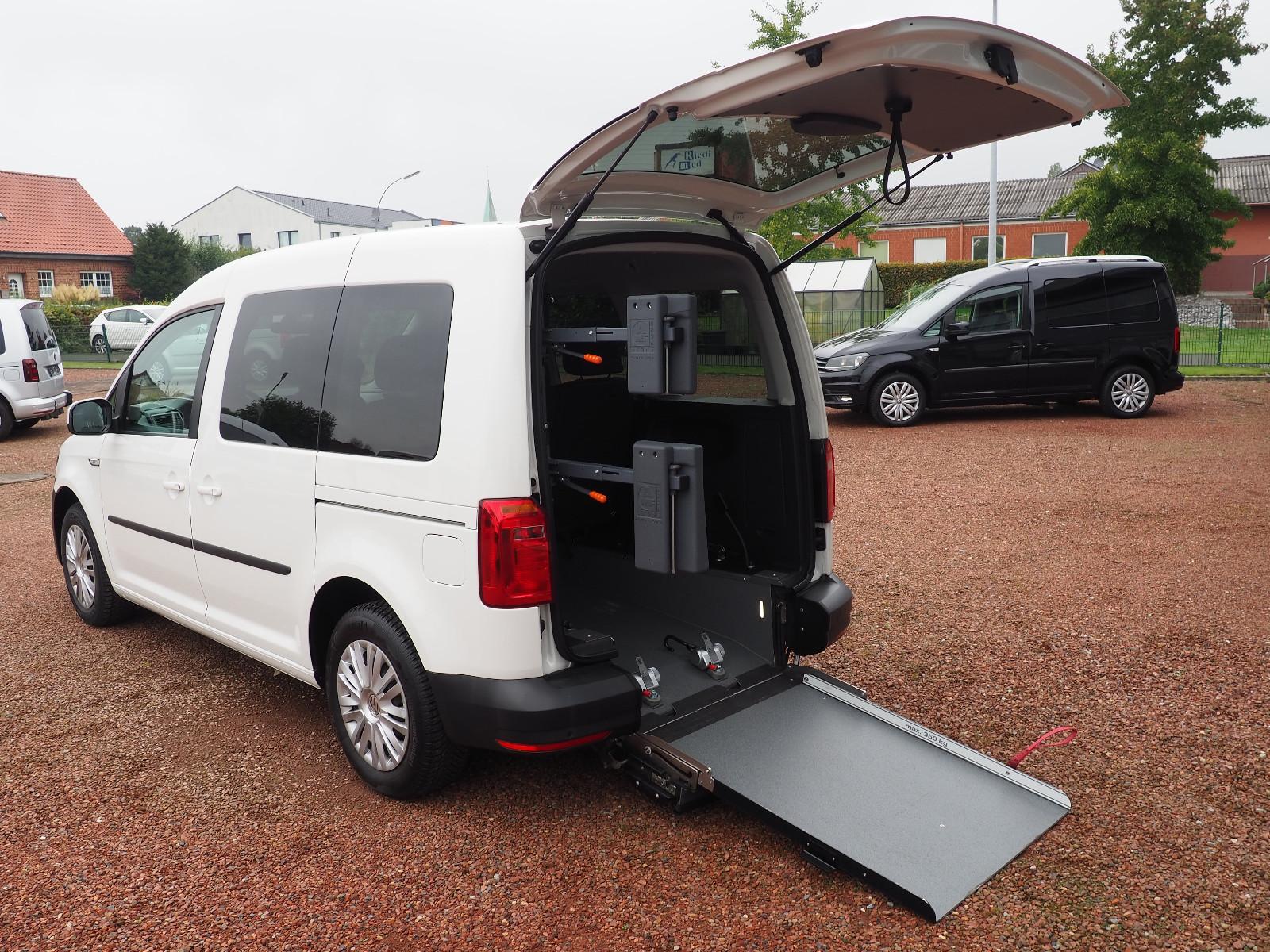 Volkswagen Caddy Rollstuhlrampe Schwenksitz FutureSafe