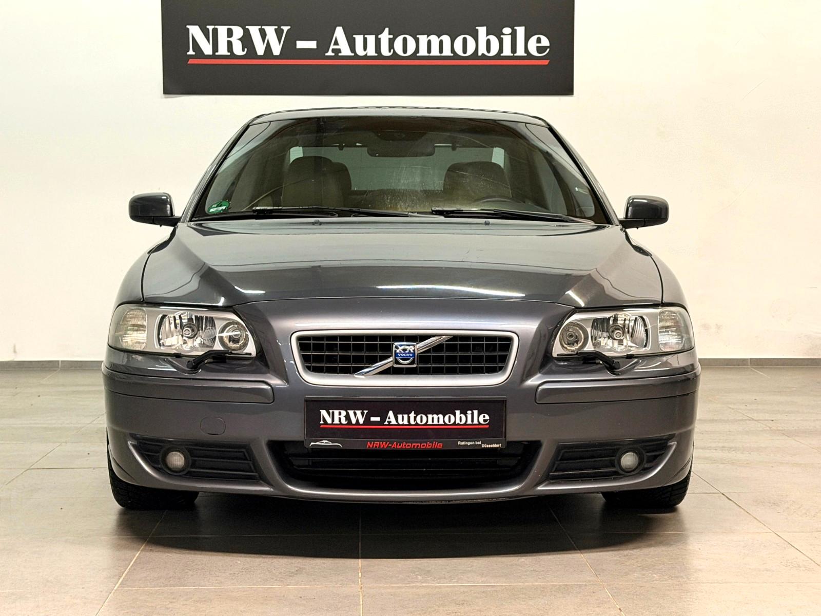 Volvo S60 Lim. R*AWD*TOP TOPZUSTAND*1.VORBESITZER*COC*