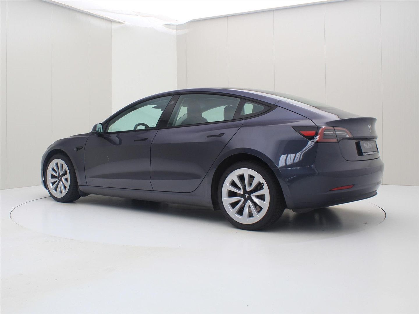 Tesla Model 3 Long-Range AWD 351pk 75 kWh 92.8% SoH UP imagem 3