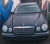 Mercedes-Benz Mercedes Benz E240 - Mercedes-Benz E 240 in Bochum