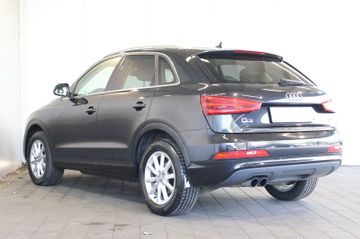 Audi Q3 2.0 TDI quattro NAVI+XEN+PDC+LEDER+17"+PANO