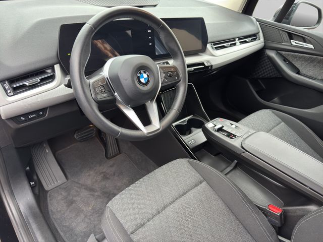 Fahrzeugabbildung BMW 218i Active Tourer Automatik+LED+Navi+Kamera+AHK