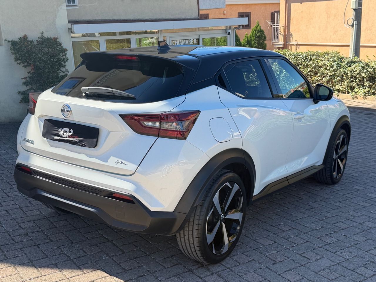 Nissan Juke 1.0 DIG-T 114 CV Tekna imagem 3