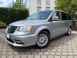 Lancia Voyager 3.6 V6 VVT 24v Platinum Automatik - Lancia Gebrauchtwagen