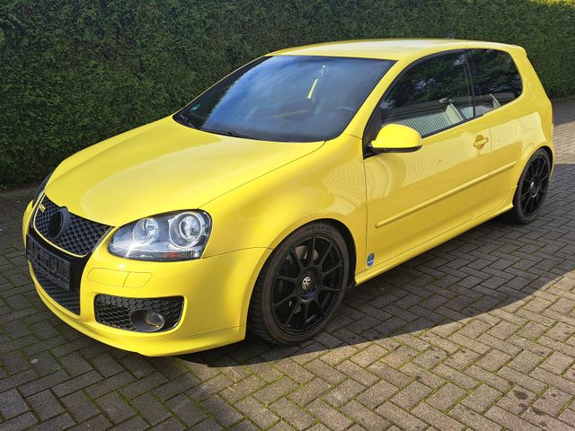 Volkswagen Golf 2.0 GTI Pirelli* TÜV neu, wenig km