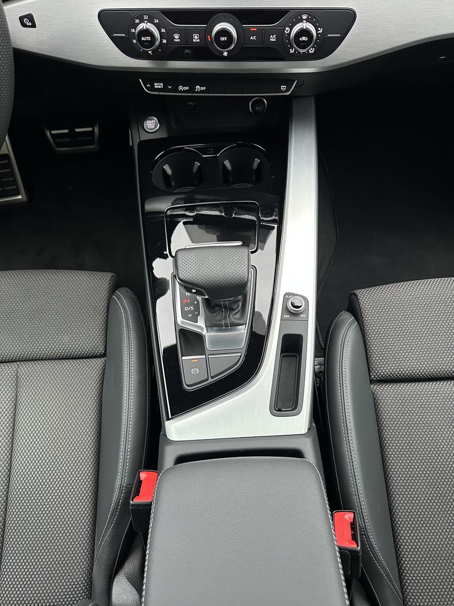 Fahrzeugabbildung Audi A5 40 TDI Qu S-Line Individual NAV+LED+PANO+19ZO