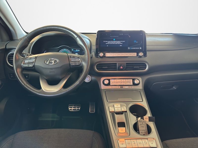Fahrzeugabbildung Hyundai KONA EV Advantage ACC AUT Kam. KlimaA LM Navi