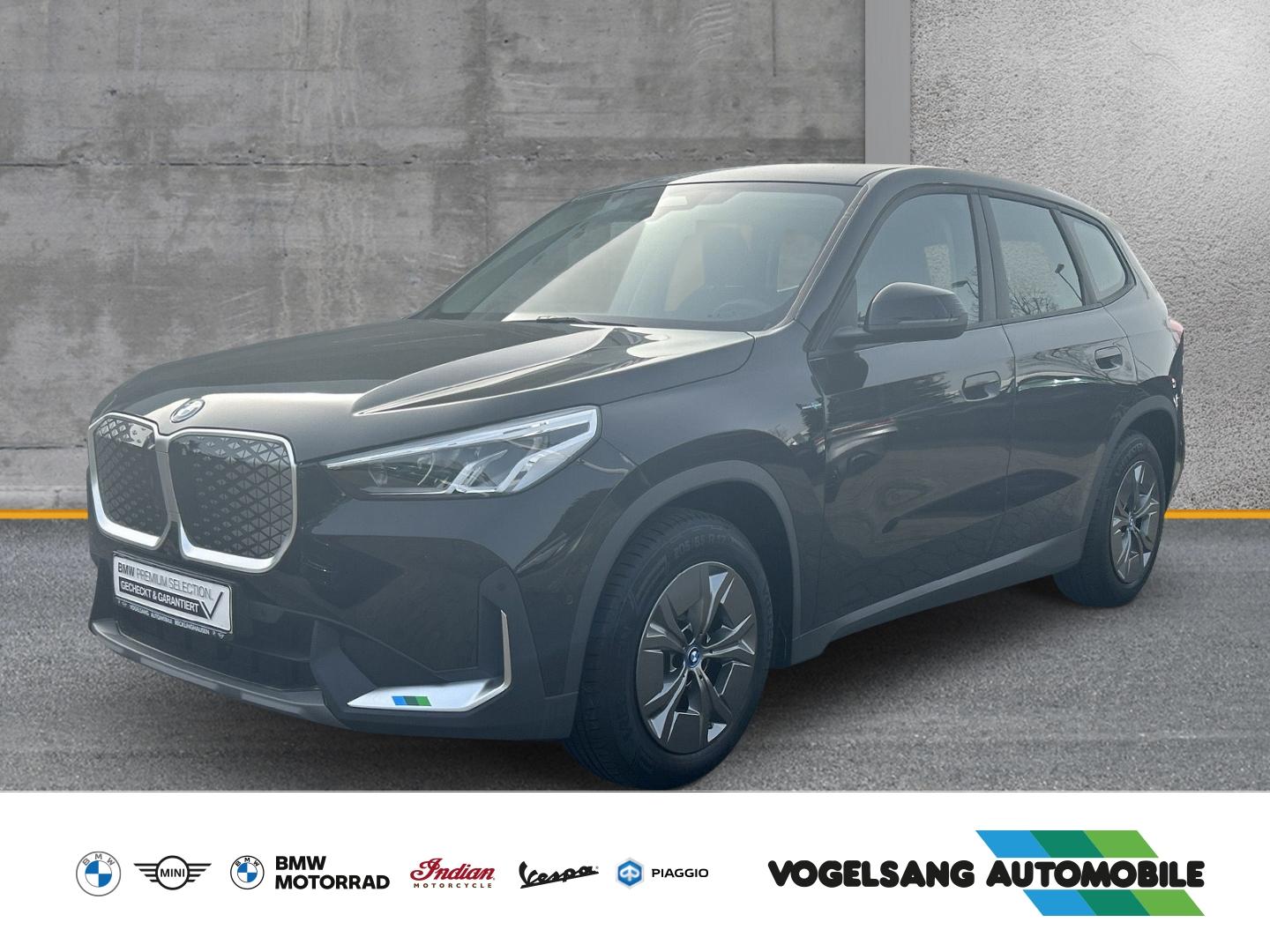 BMW iX1 30xDrive,DAB,LiveCockpitPlus,Rückfahrk.,LEDS