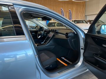 Mercedes-Benz C 220 T d *Led*Keyless*Kamera*Avantgarde*