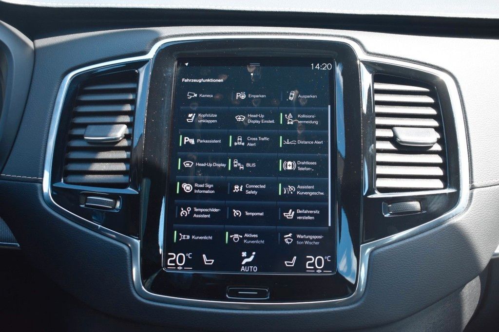 Fahrzeugabbildung Volvo XC90 B5 D AWD R-Design*PANO*STHZ*LUFT*360*H&K*QI