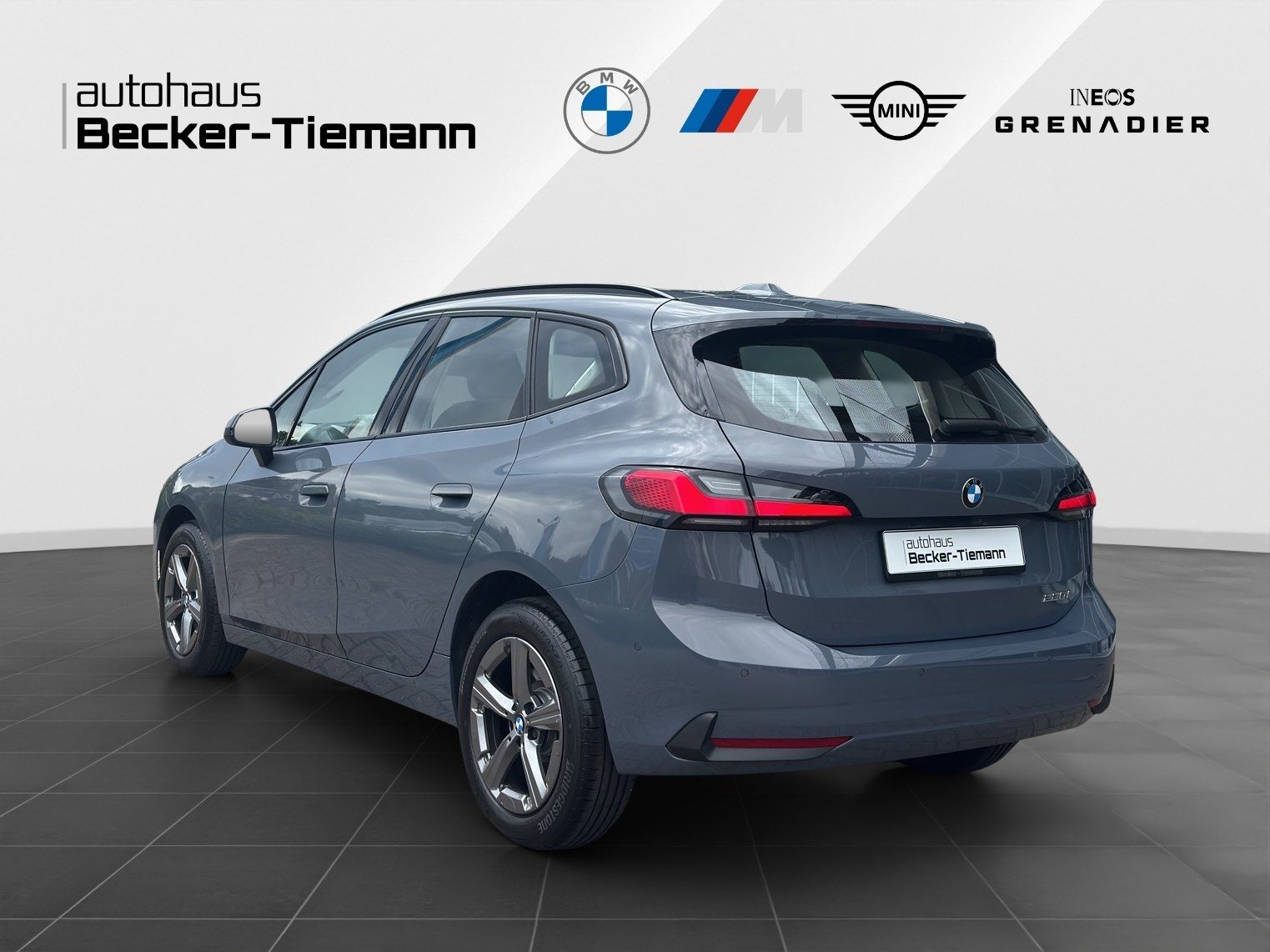 BMW 220i Active Tourer AHK adap. LED Kamera foto 5