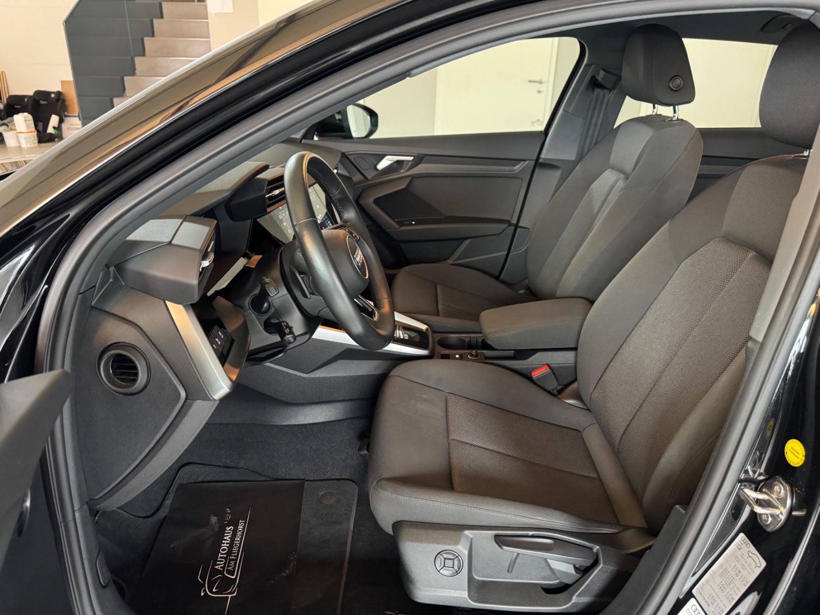 Audi A3 Sportback 35 TDI DSG/LED/ACC/SHZ/PDC/Navi foto 10