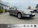 Skoda Octavia 2.0 FSI Elegance Standheizung Xenon - Skoda Octavia: Fsi
