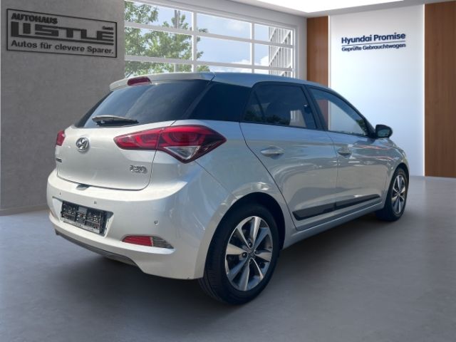 Fahrzeugabbildung Hyundai i20 blue Style 1.0 Klimaautom SHZ LenkradHZG Spu