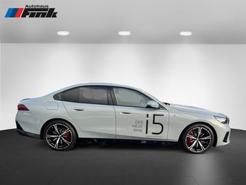 BMW i5 eDrive40