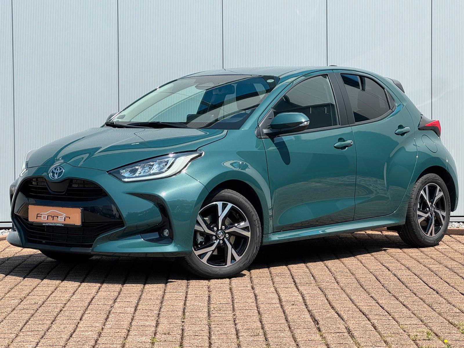 Toyota Yaris 1.5 Hybrid "Style" AUTOM. LHZ CAM ACC