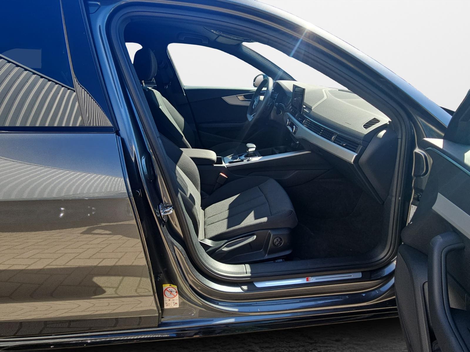 AUDI A4 AVANT 35 TFSI 150CH S TRONIC S LINE
