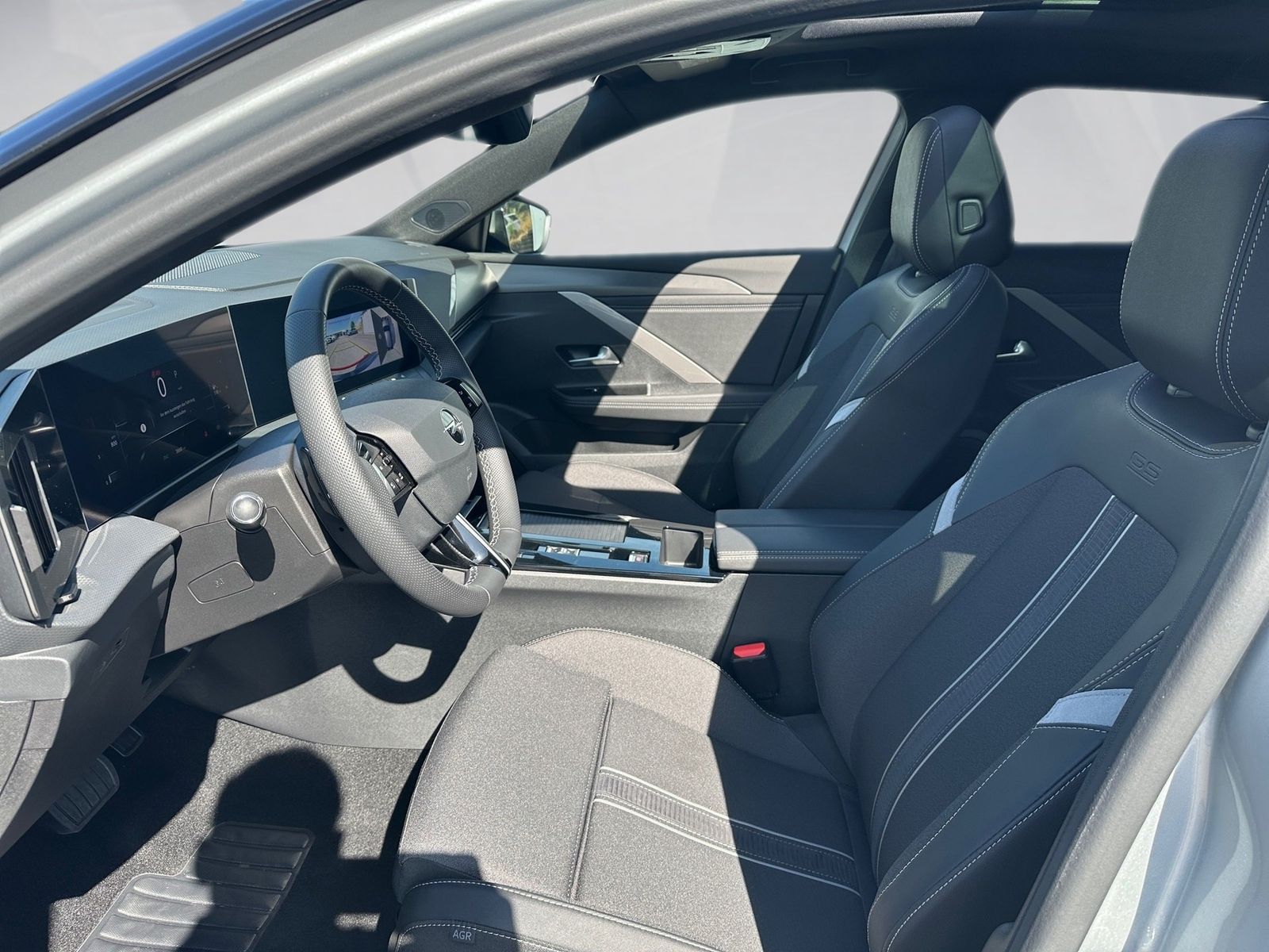 Fahrzeugabbildung Opel Astra L Sports Tourer 1.2 Turbo GS 360,HUD,LED
