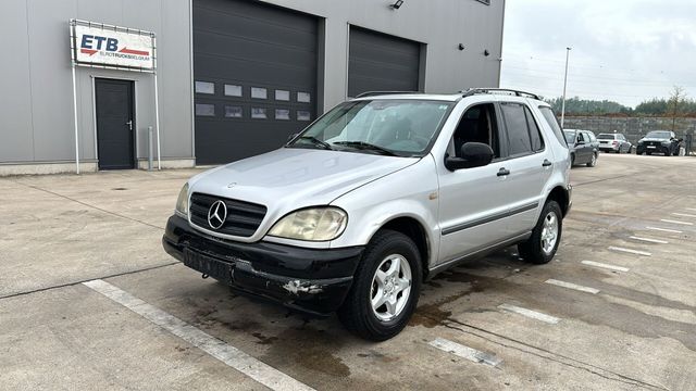 Mercedes-Benz ML 270