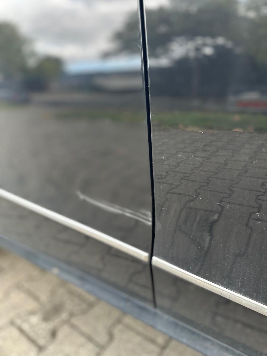 Mercedes-Benz E220 2011 — photo 7
