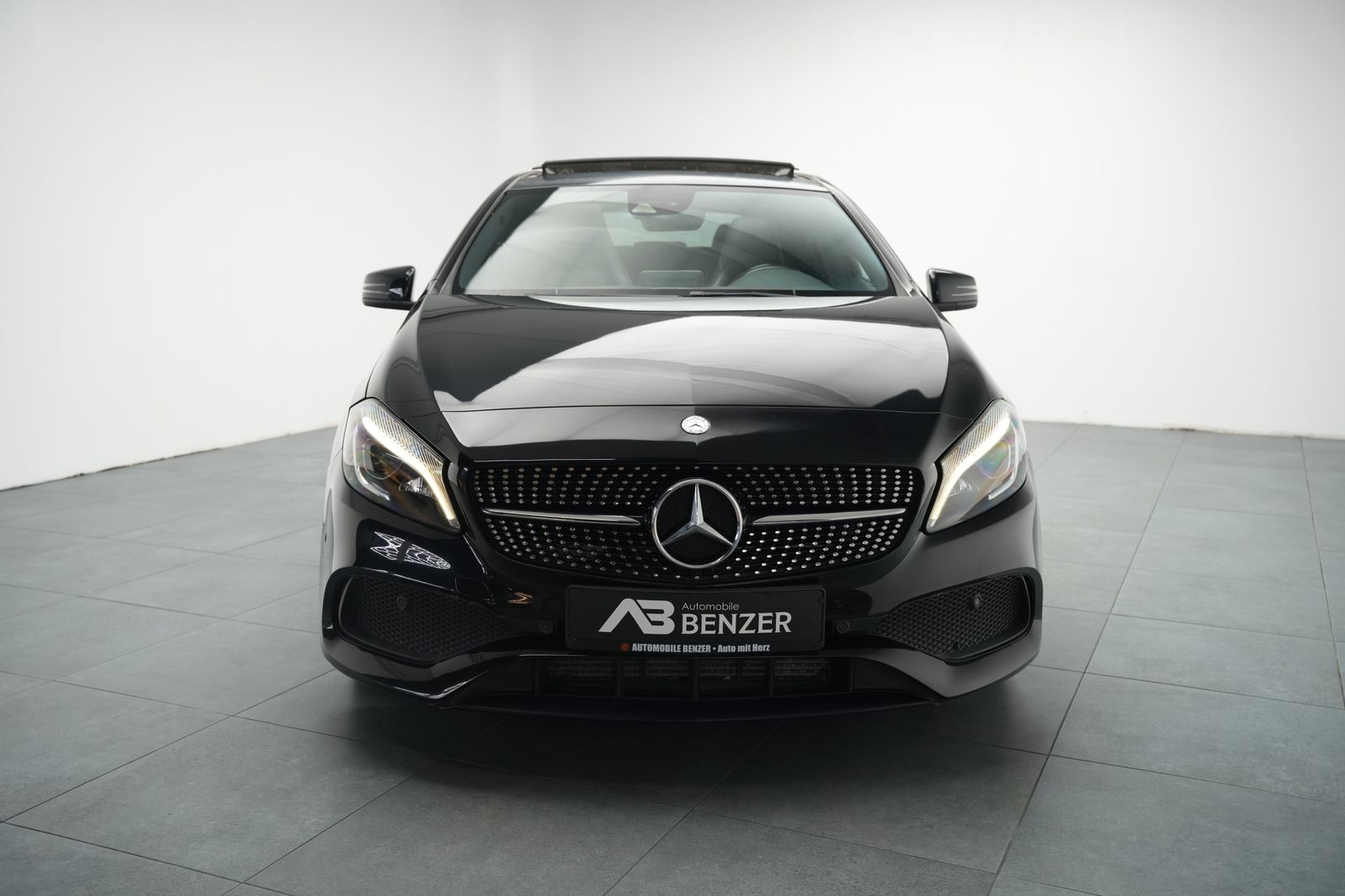 Fahrzeugabbildung Mercedes-Benz A A 220 CDI *AMG-Paket*Automatik*Panorama*SHZ*