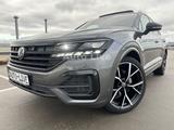 Volkswagen Touareg 3.0 TDI*R LINE*PANO*MATRI*LUFT*NACHT*VOL - VW Touareg Gebrauchtwagen in Stuttgart